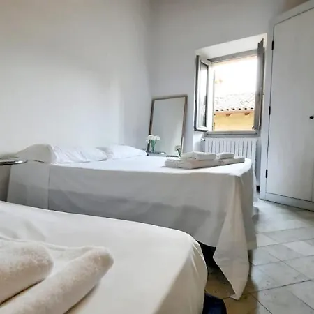 Rocca Holiday Family Apartment *